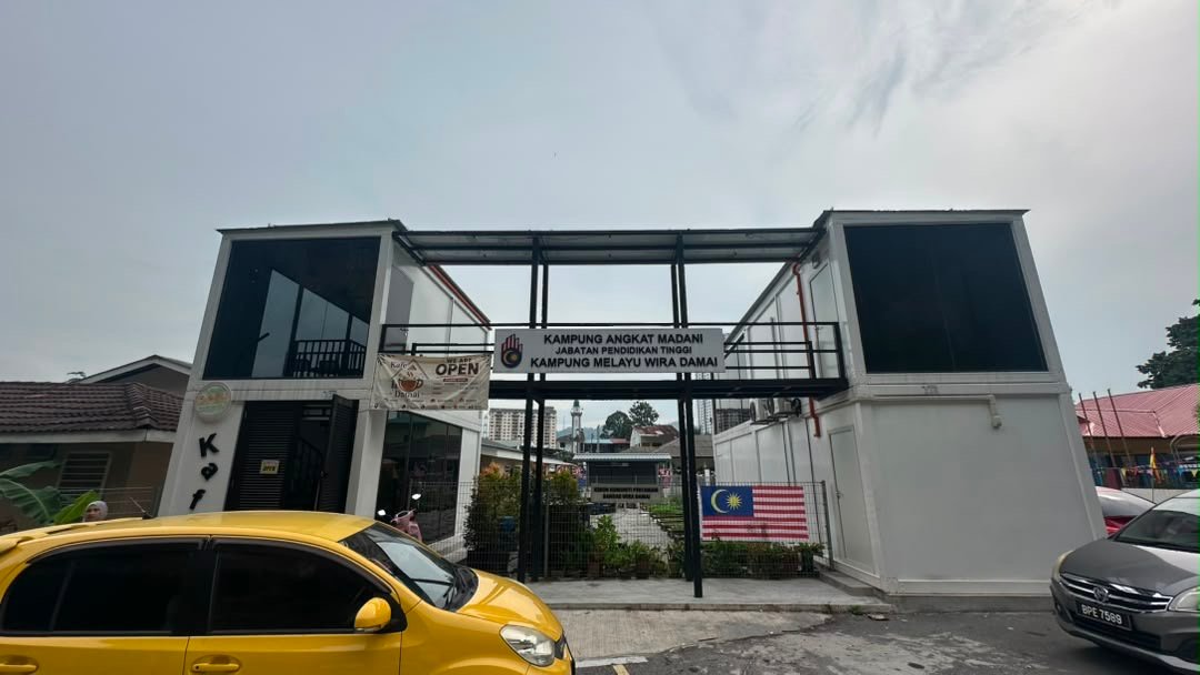 The Damai Cafe - gambar 8